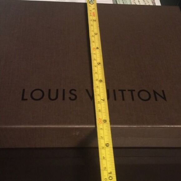 Louis Vuitton box  - Picture 3 of 3